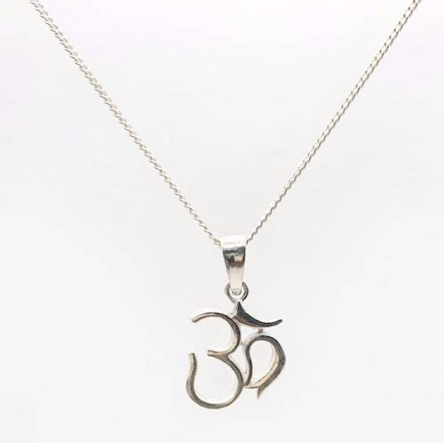 Colgante de OM de plata
