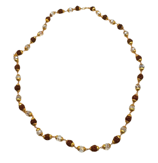 Collar de rudraksha y cristal blanco
