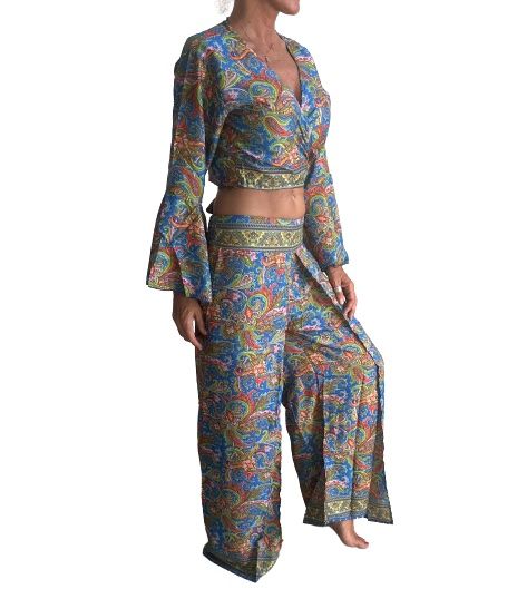 Conjunto de blusa y pantalón superpuesto de seda india
