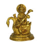 Estatua de bronce del dios hindú Saraswati