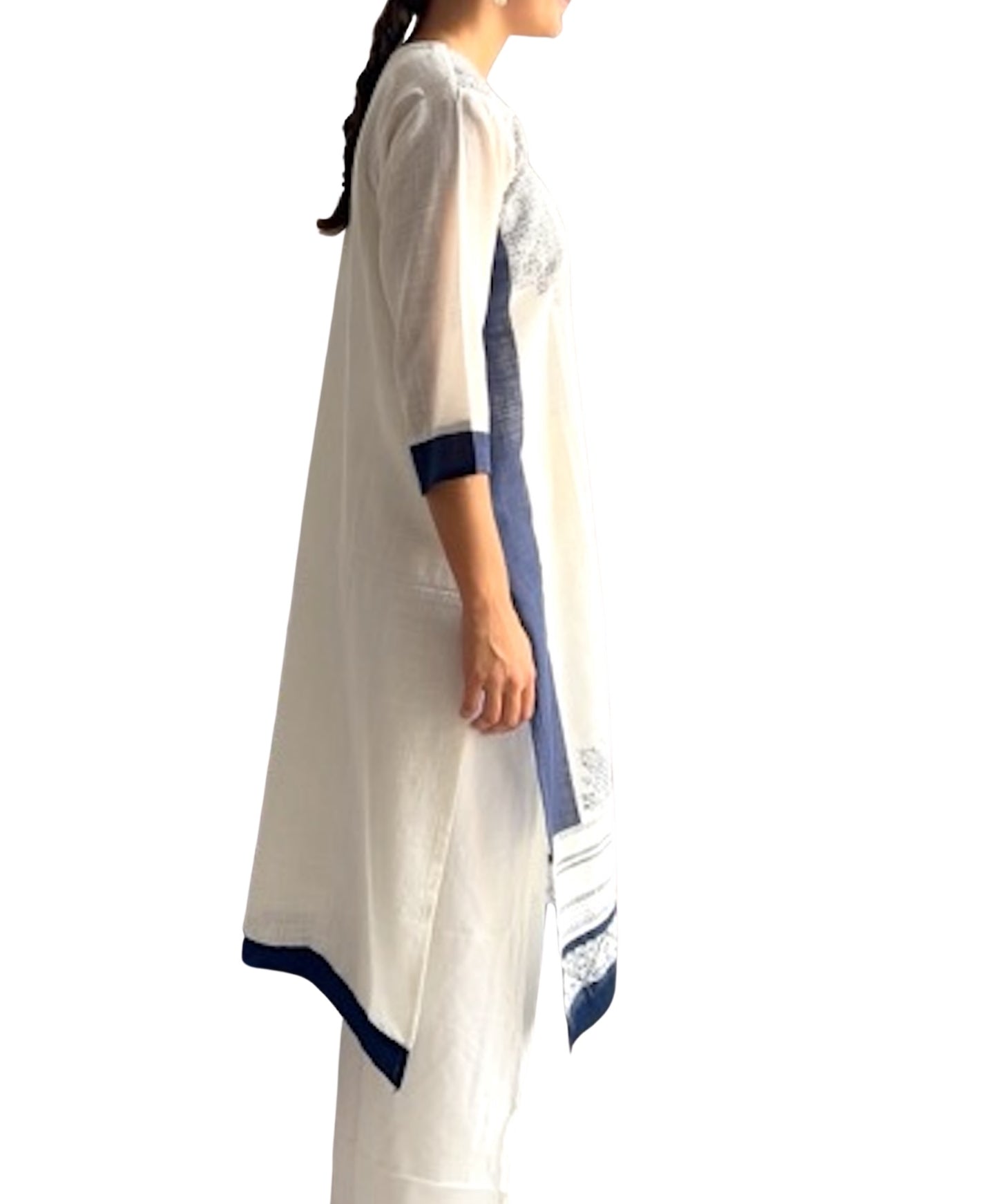 Kurti Blanco y Azul Marino Estampado