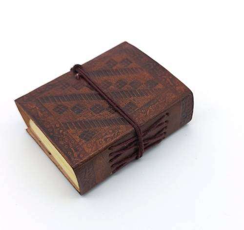 Libreta 100% ecológica India de piel con elefante