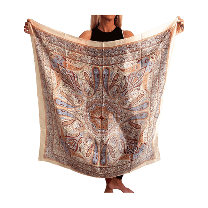 Pañuelo de seda de la india estampado crema