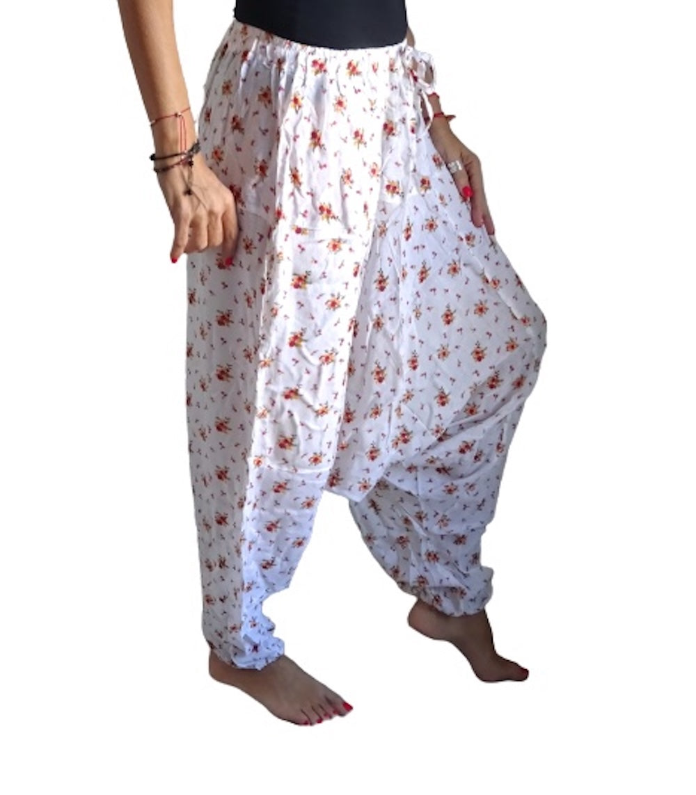 Pantalón afgano indio blanco con estampado floral