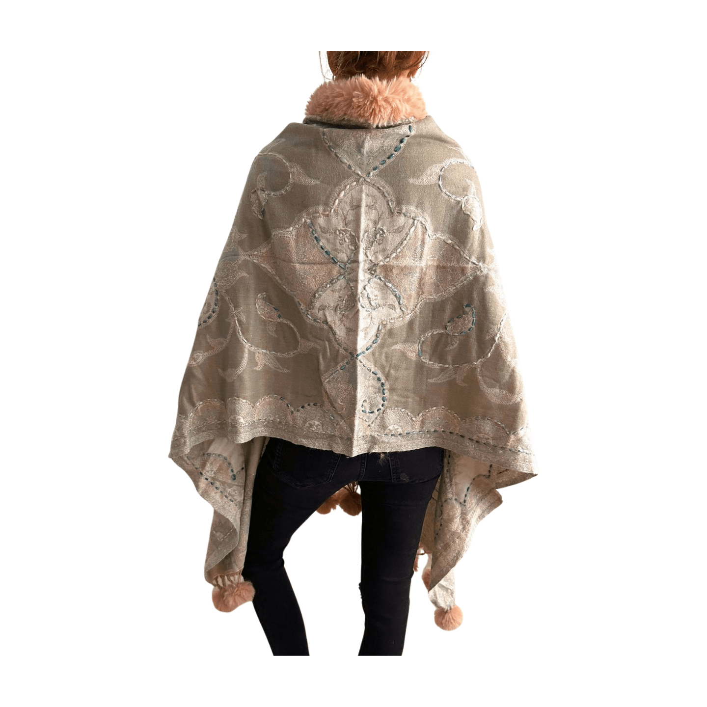 Pashmina de lana bordada con borlas y cuello de pelito-Modelo C