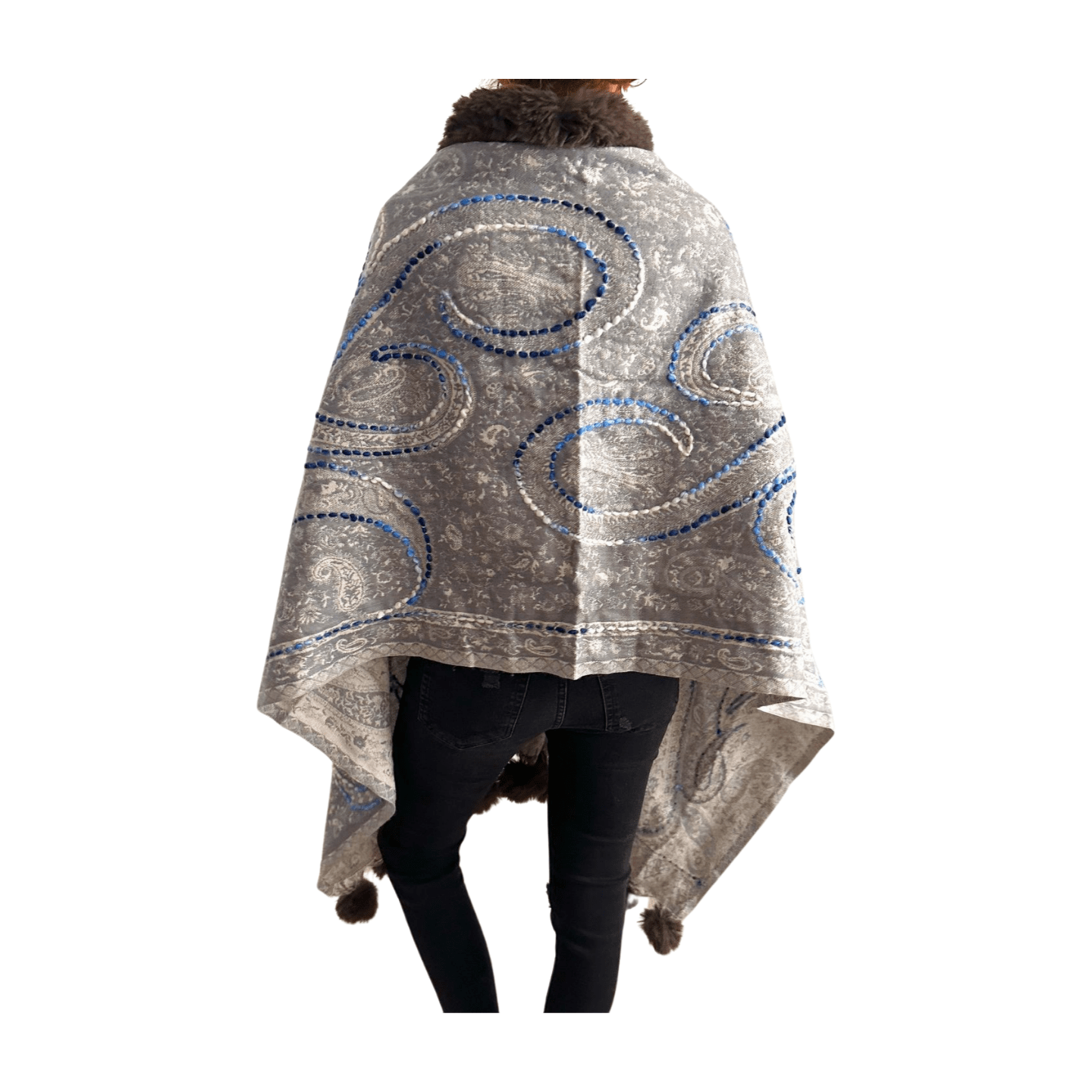 Pashmina de lana bordada con borlas y cuello de pelito-Modelo L