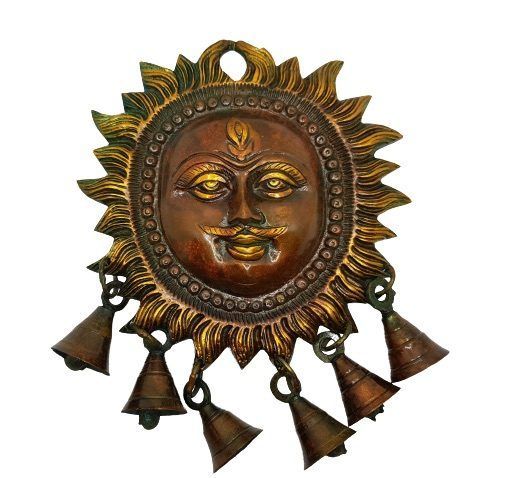 Surya-Sol de bronce con campanas