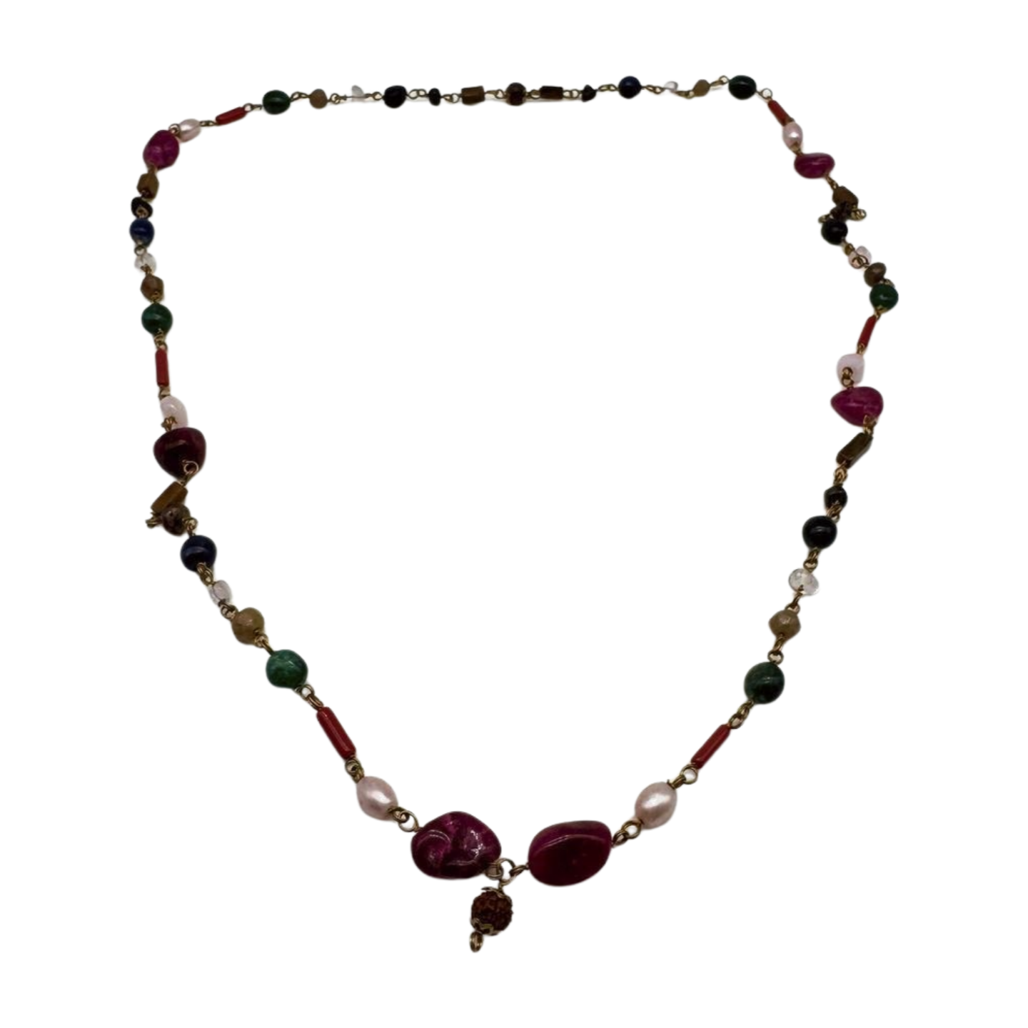 Collar de bisutería con minerales y rudraksha