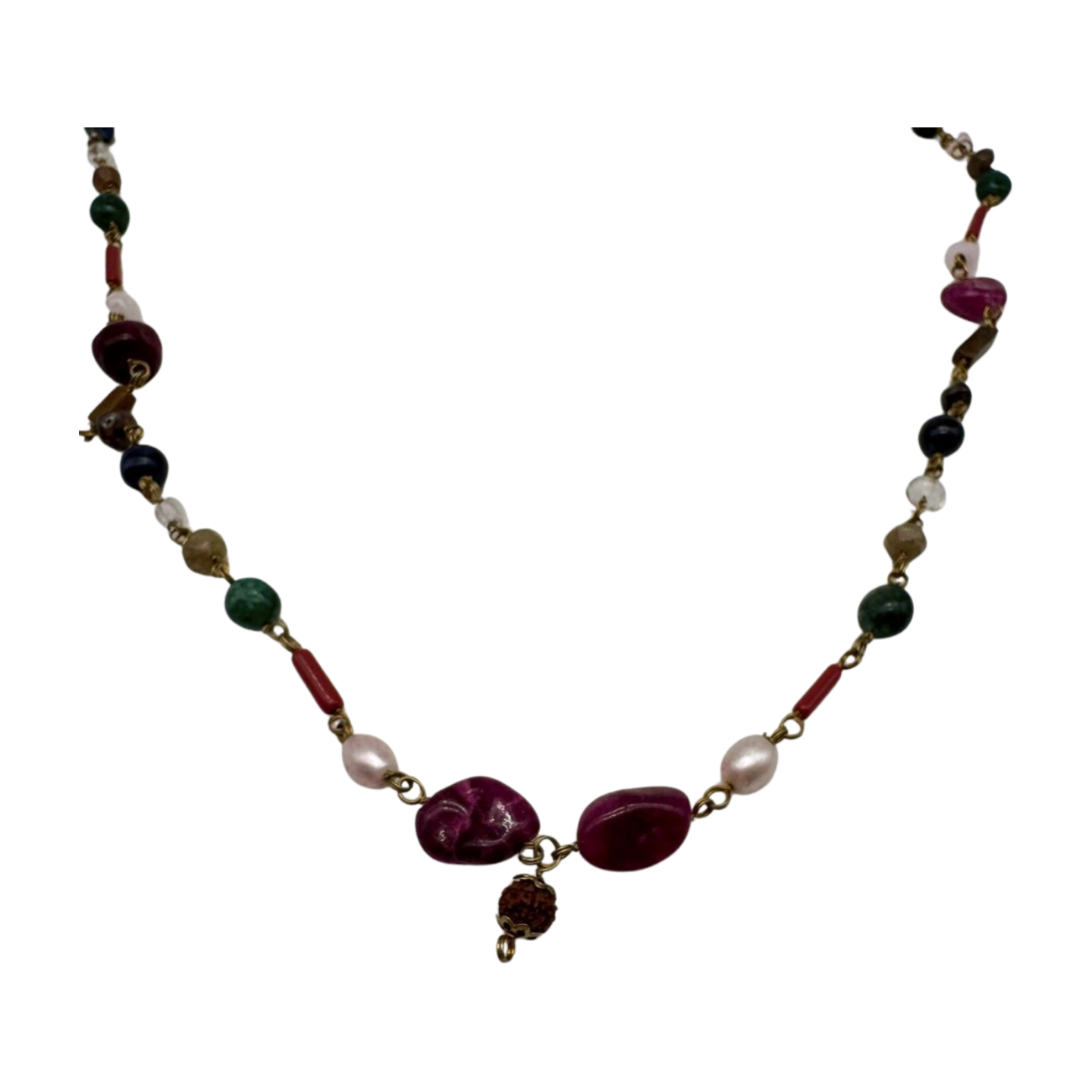 Collar de bisutería con minerales y rudraksha